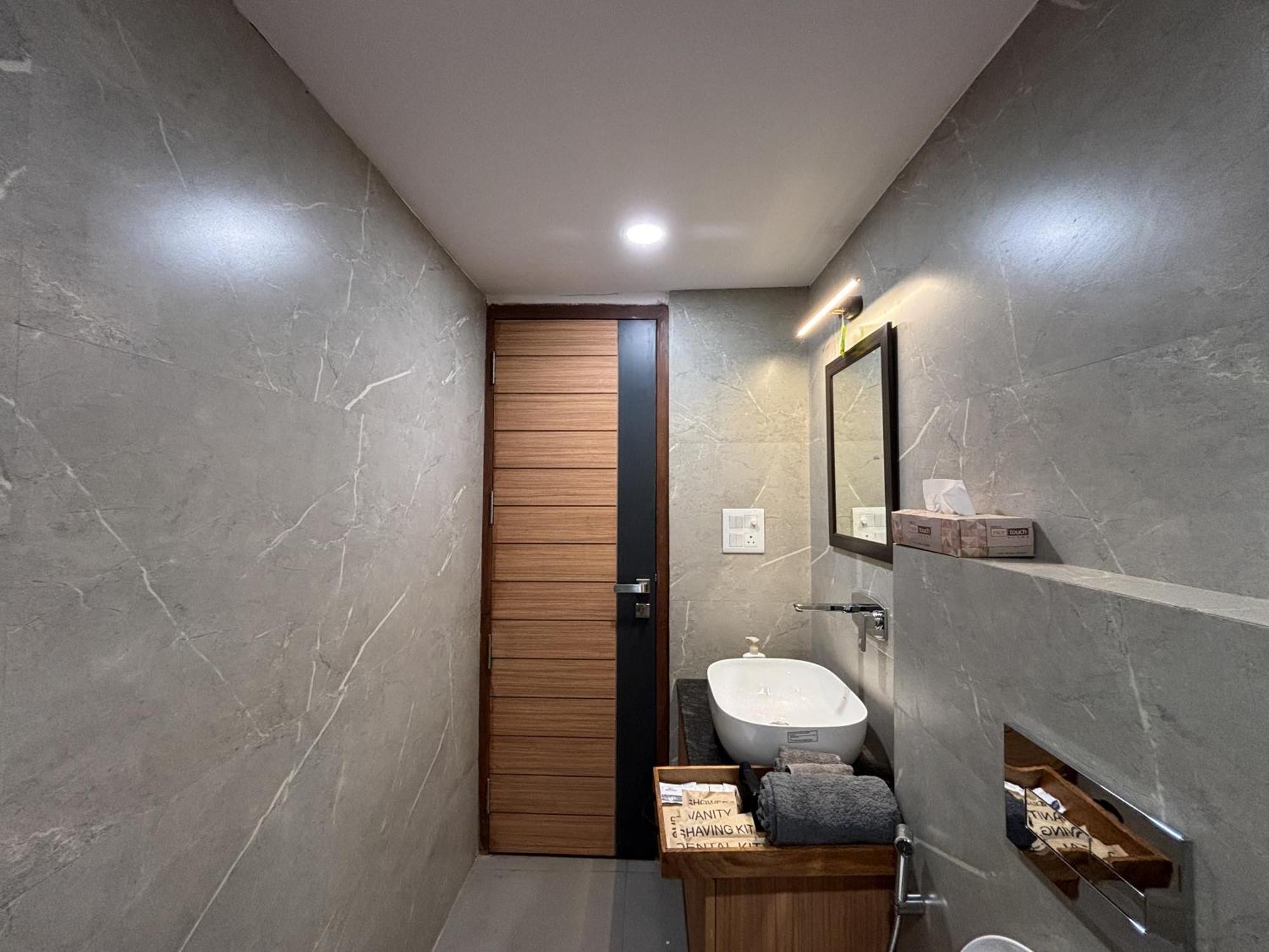 Housr Sector 45 Gurgaon Near Artemis Hospital Hotel Ngoại thất bức ảnh